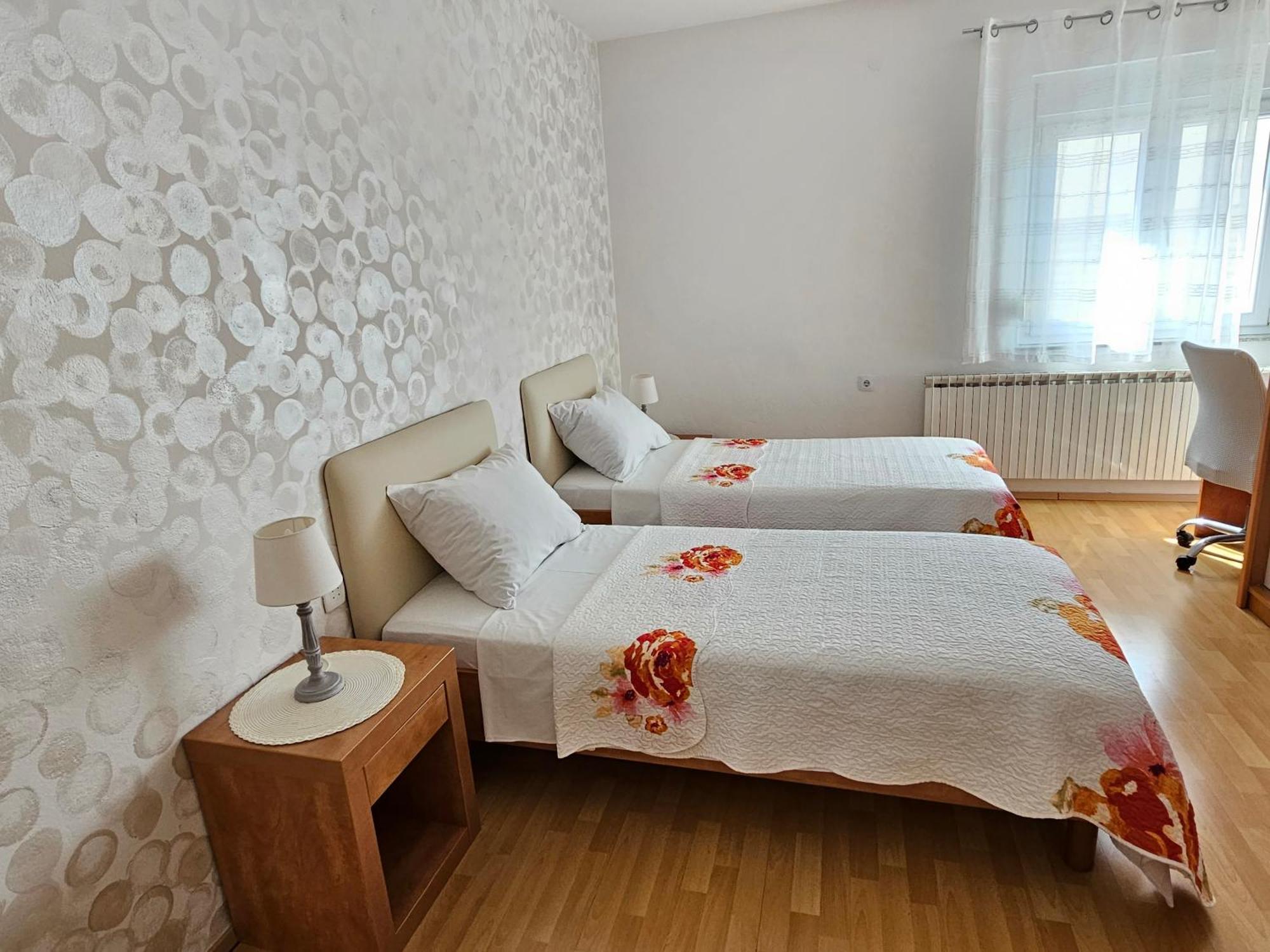 Apartmani Stadion Zadar Cameră foto