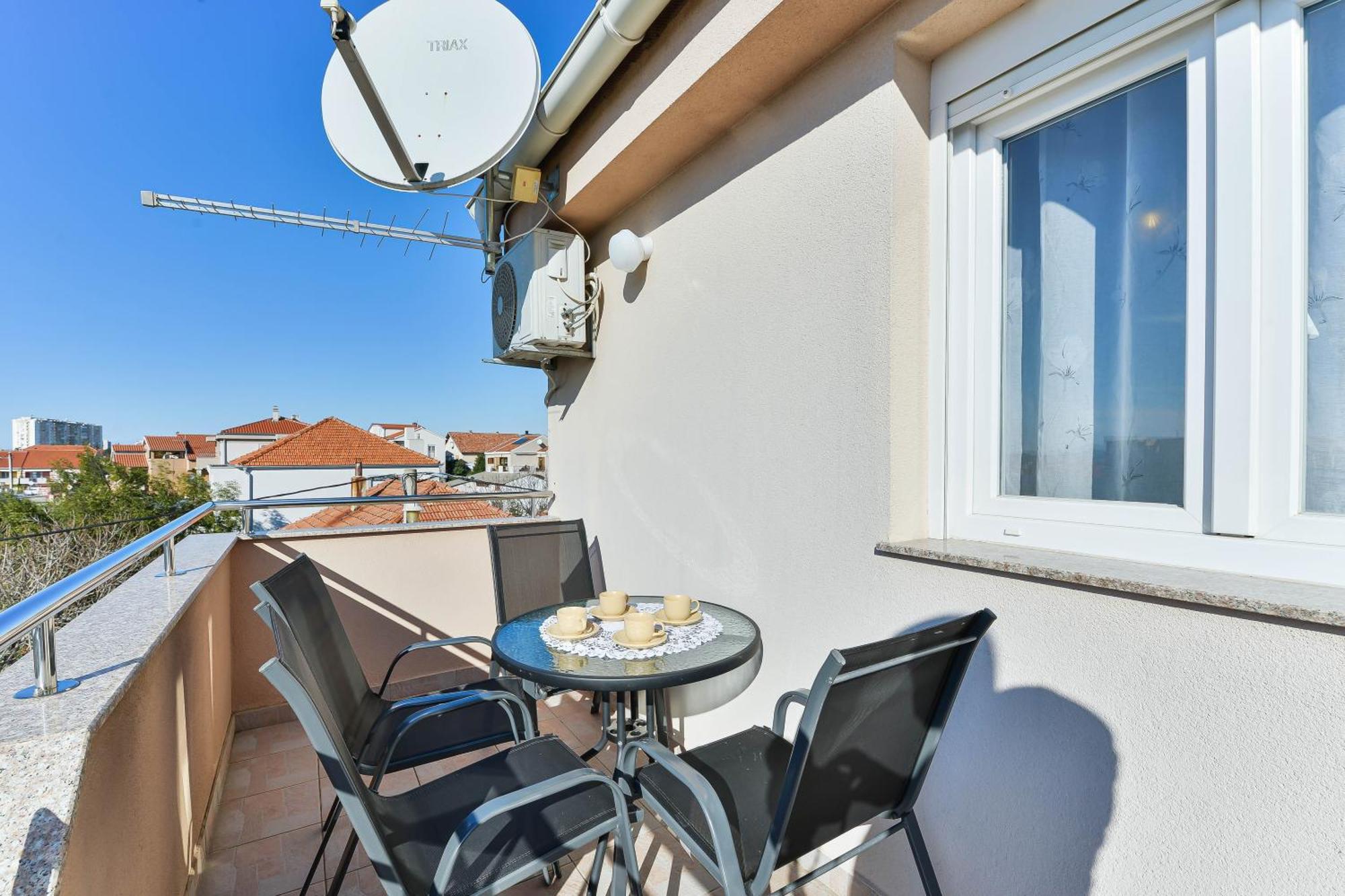 Apartmani Stadion Zadar Cameră foto